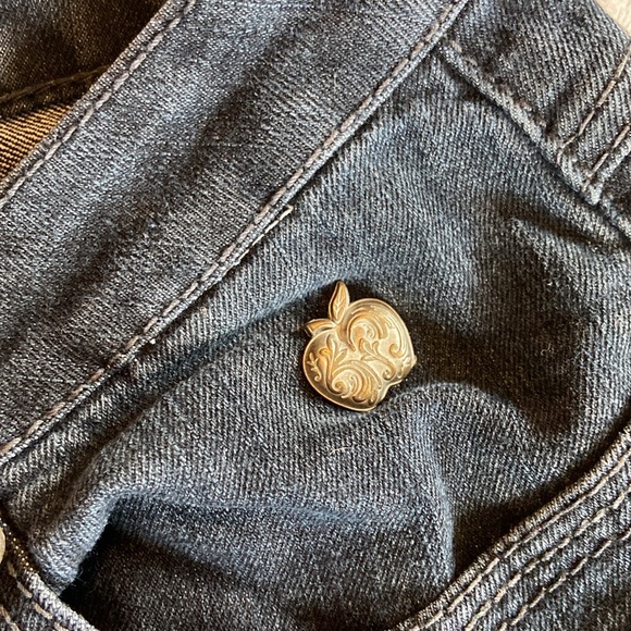 Retro Women’s Apple Bottom Jeans size 9/10 - Picture 4 of 14